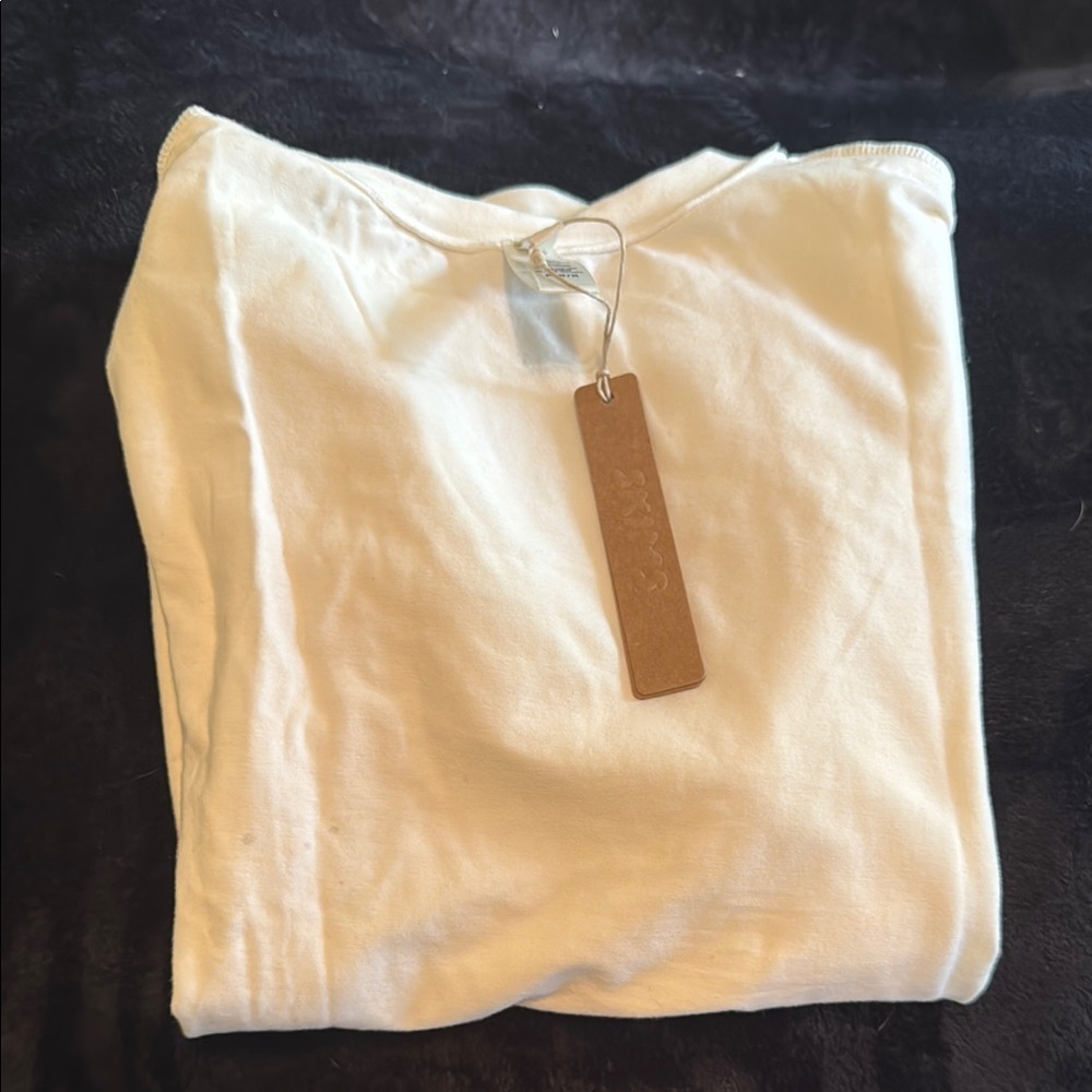 Skims Cream T-Shirt with tag